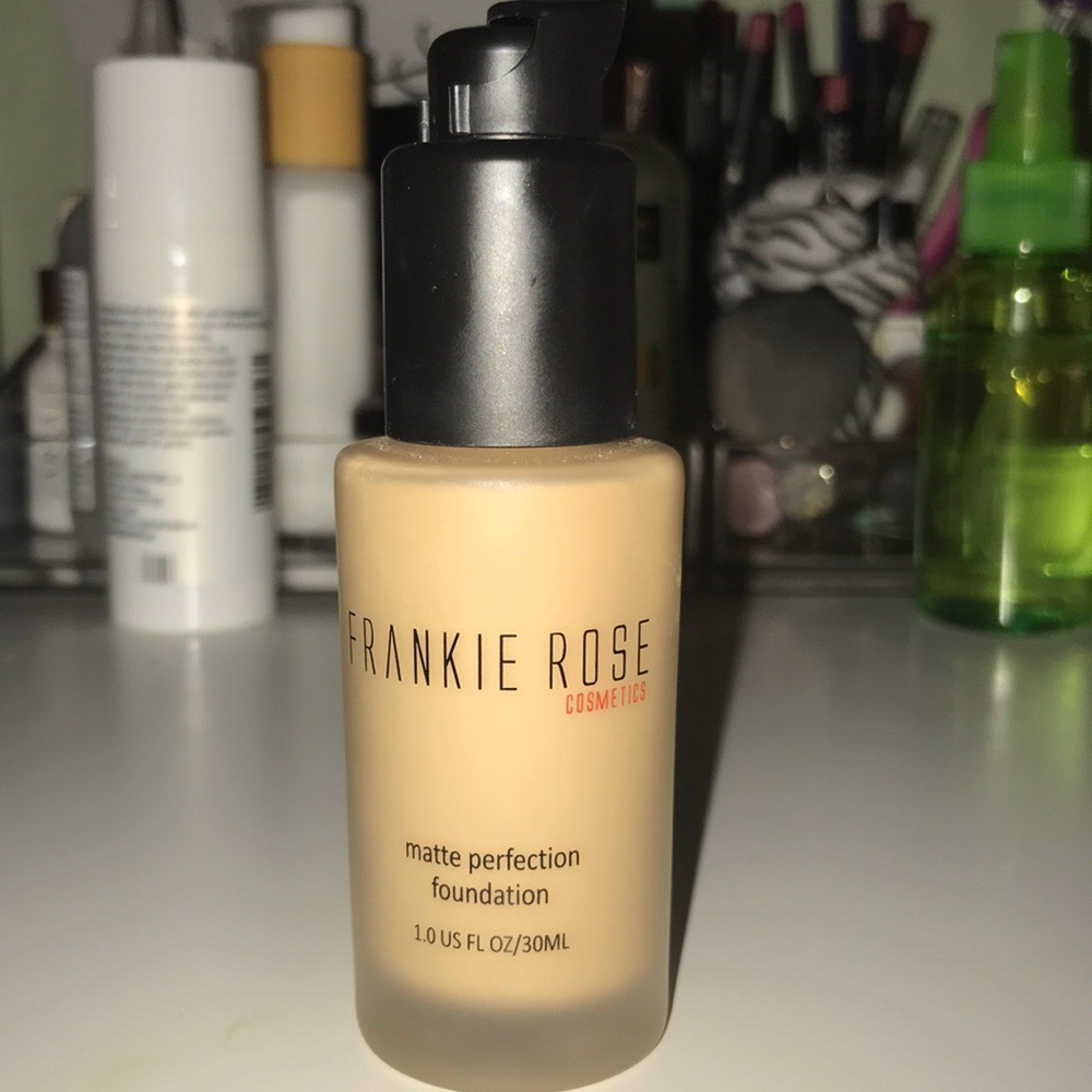 Frankie rose matte foundation.